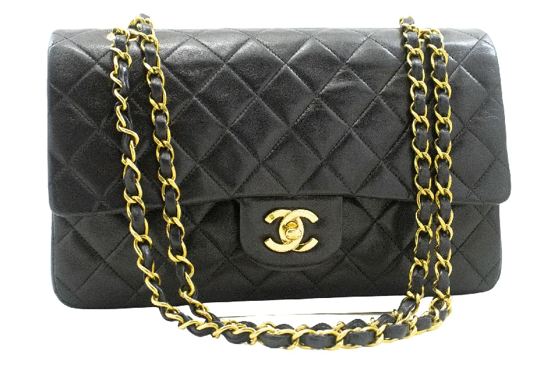 Handle bags with sleek silhouettes for fashion -Chanel  Leather Shoulder Bag (Pre-Owned)