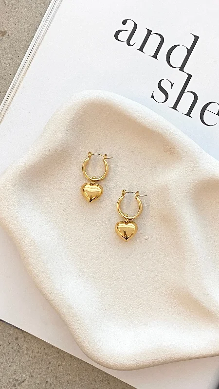 Drop Earrings for Everyday Glamour -Varick Heart Earrings - Gold