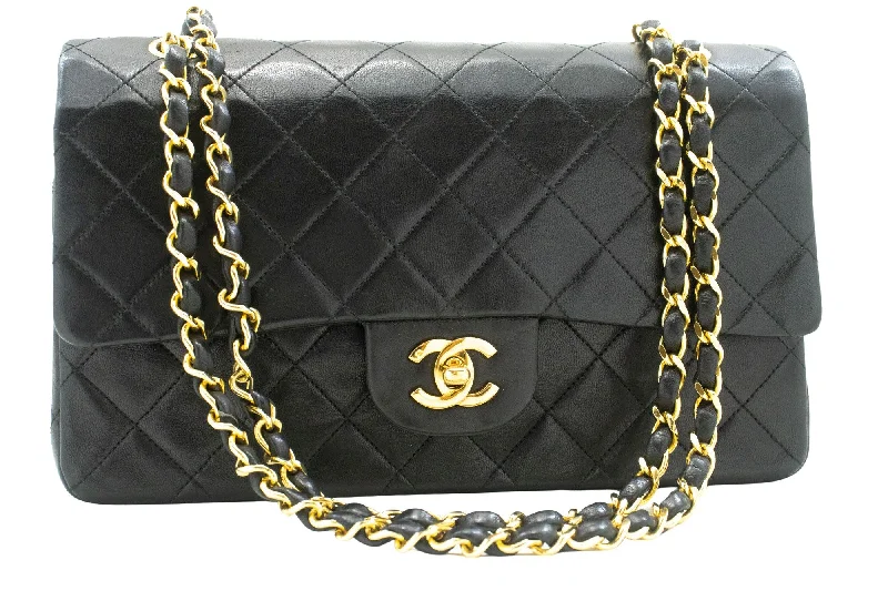 Handle bags with minimalist sleek silhouettes -Chanel  Leather Shoulder Bag (Pre-Owned)