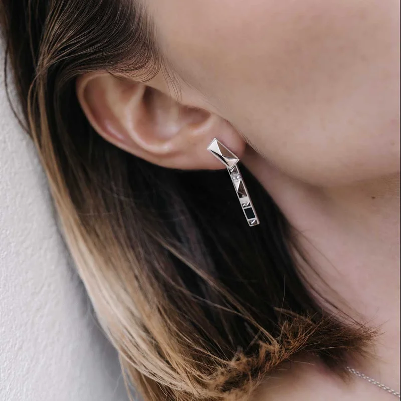 Small hoop earrings for a delicate and understated everyday wear-Asymmetric Earrings VOYAGE MANHATTAN Black SI