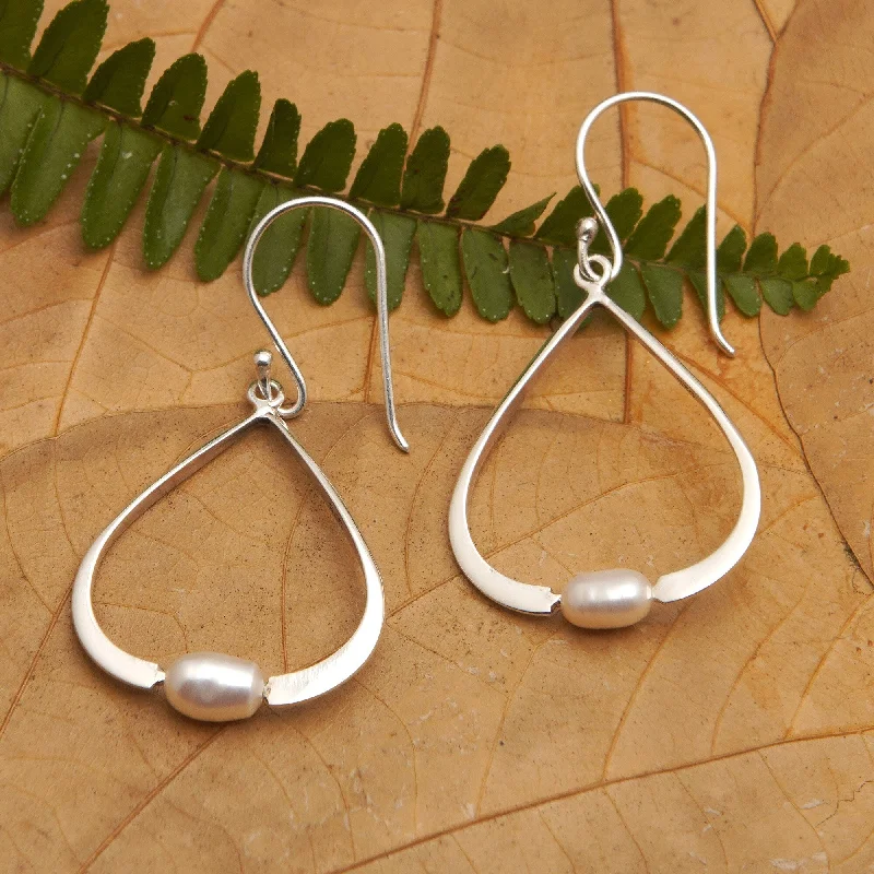 Hoop earrings with a matte finish for a sleek and sophisticated appearance-Novica Handmade Ocean Core Cultured Pearl Dangle Earrings