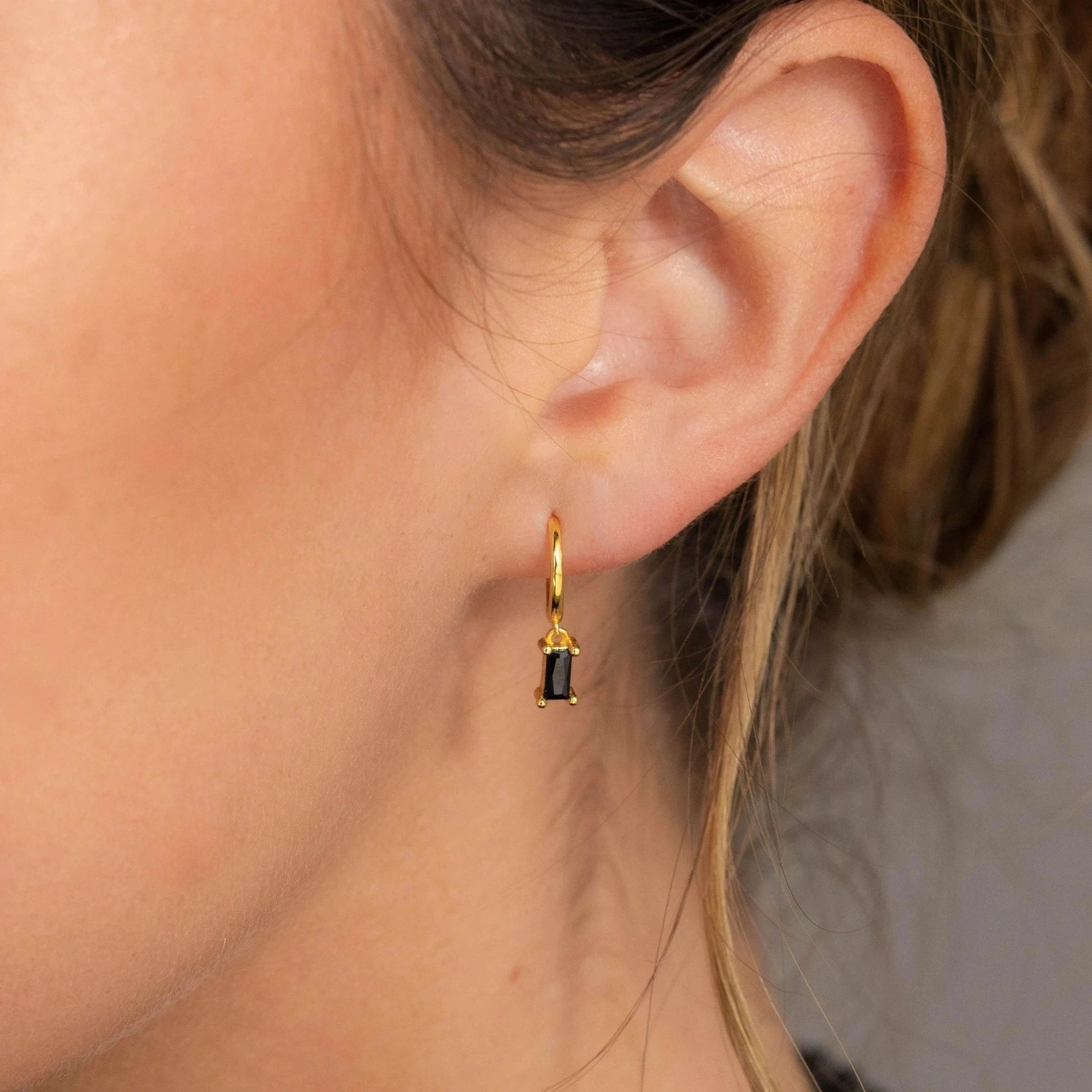 Best hoop earrings with geometric pendants for a modern, chic appeal-Onyx Baguette Drop Huggies